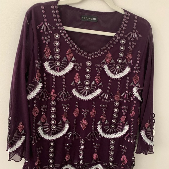 Vintage blouse , beautiful as new. Purulent with sequin and brillants. - Picture 1 of 3